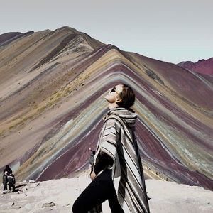 Meet your Posher, Camila